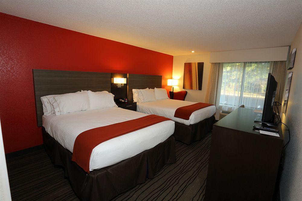Holiday Inn Express Brentwood-South Cool Springs By Ihg Eksteriør billede